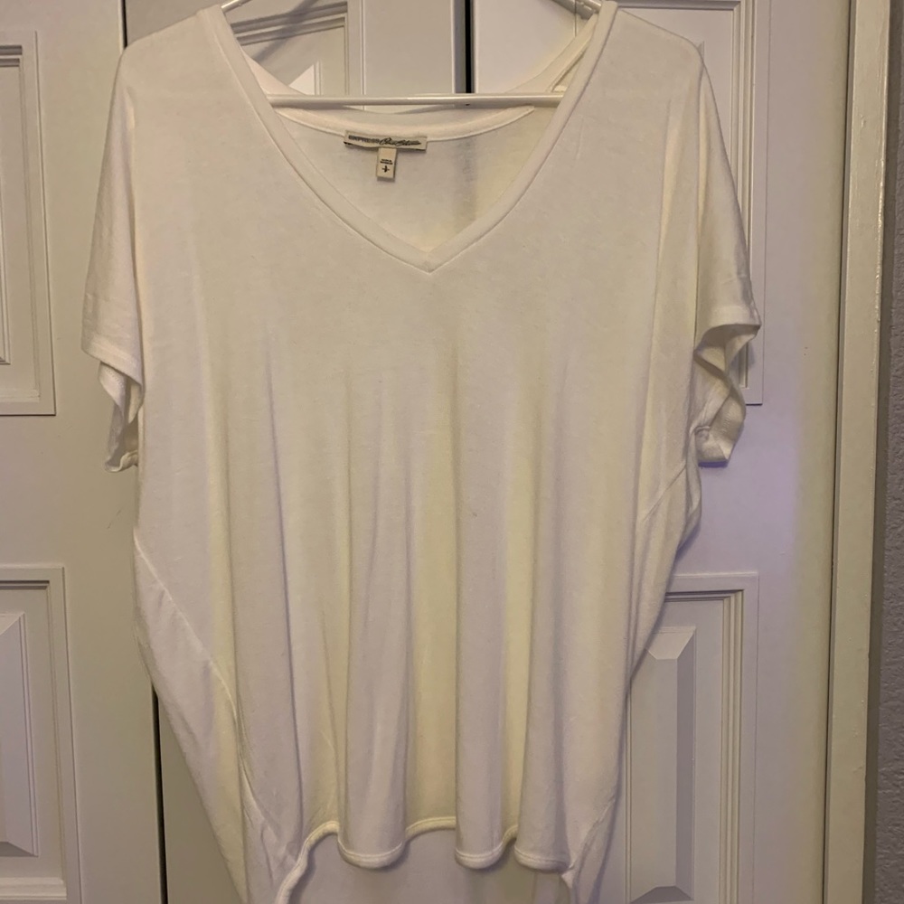 Tee shirt